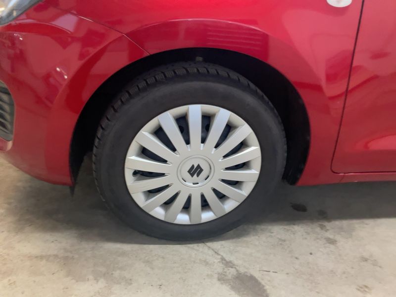 Suzuki Swift 1.2 DualJet Mild-Hybrid Club 2021 – снимка 3