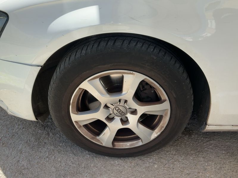Audi A4 2.0 TDI 2009 – снимка 17