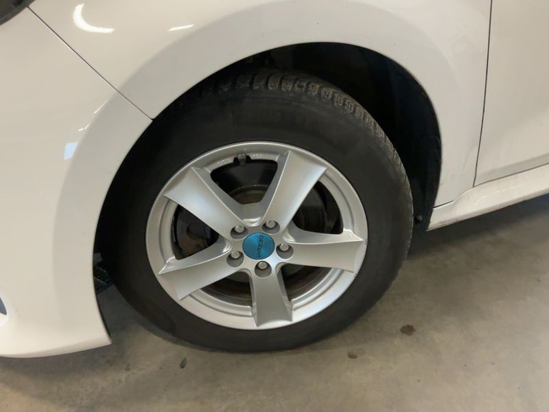 Toyota Yaris 1.5 Hybrid 2021 – снимка 3