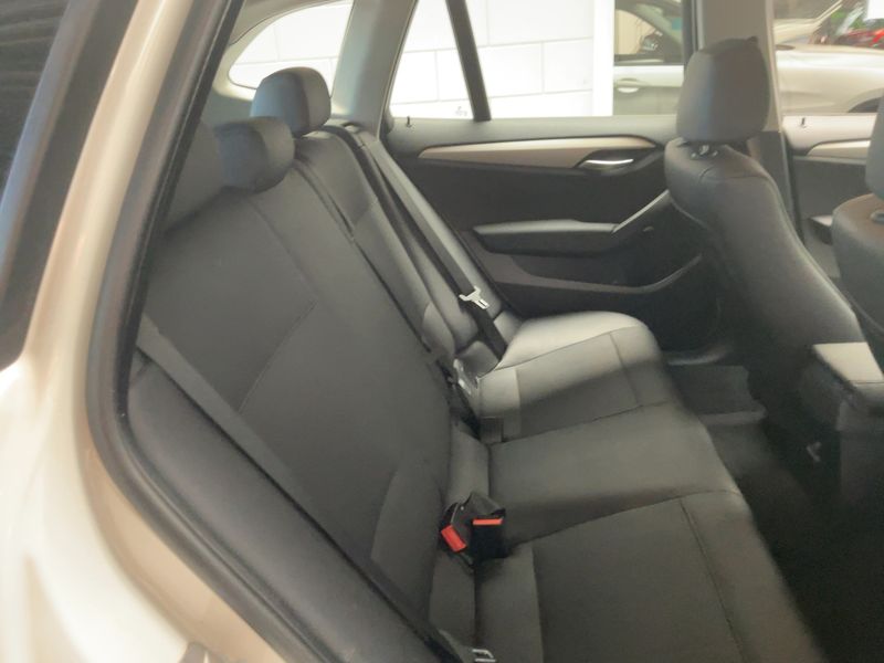 BMW X1 sDrive 20i 2012 – снимка 19