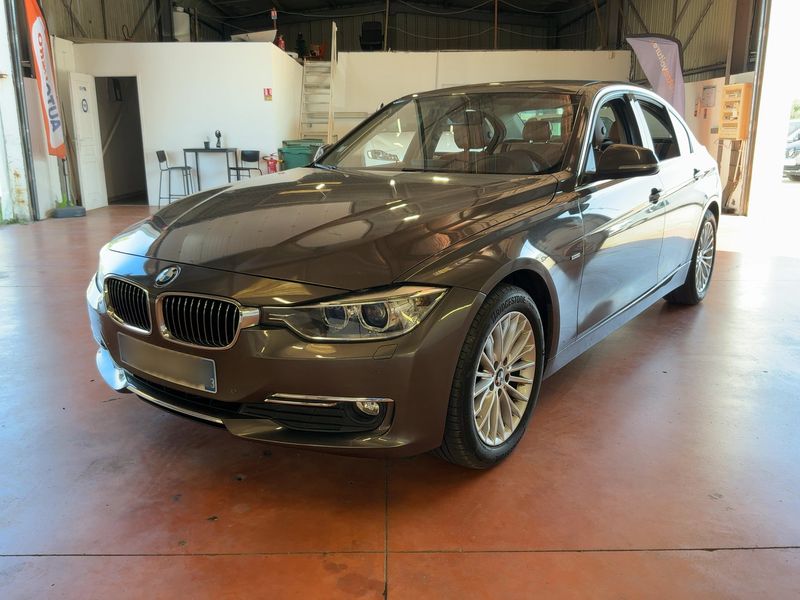 BMW 3er 320d Luxury 2013 – снимка 1