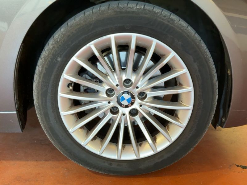 BMW 3er 320d Luxury 2013 – снимка 11