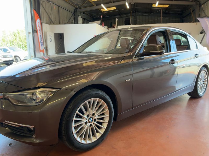 BMW 3er 320d Luxury 2013 – снимка 2