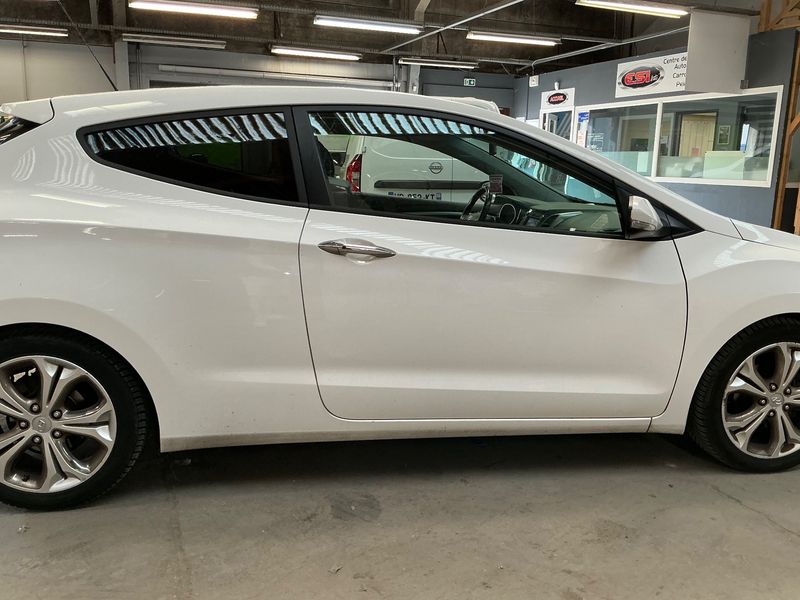 Hyundai i30 1.6 CRDi Design 2013 – снимка 10