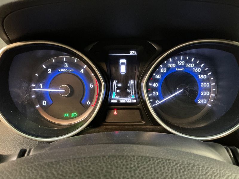Hyundai i30 1.6 CRDi Design 2013 – снимка 18