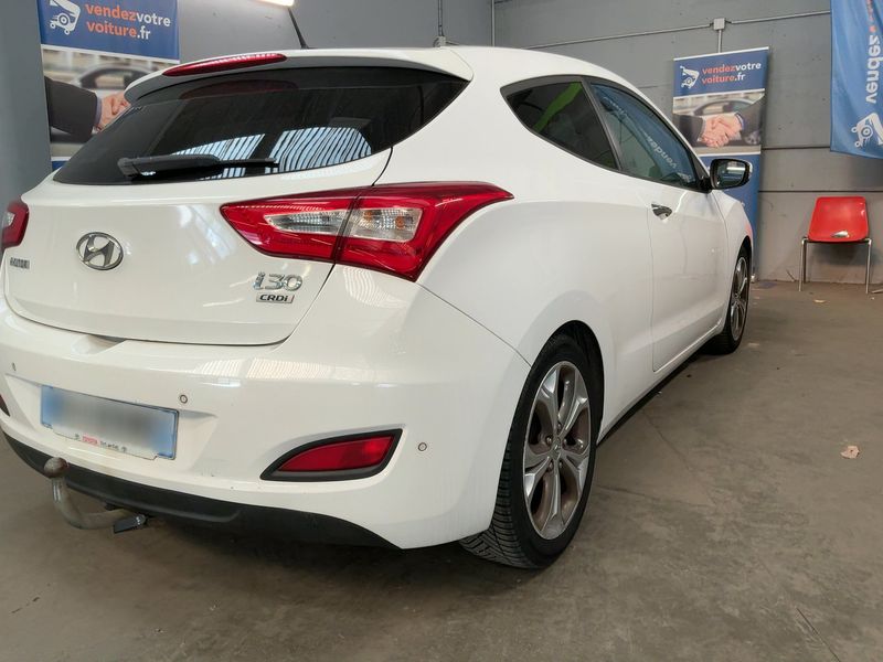 Hyundai i30 1.6 CRDi Design 2013 – снимка 8