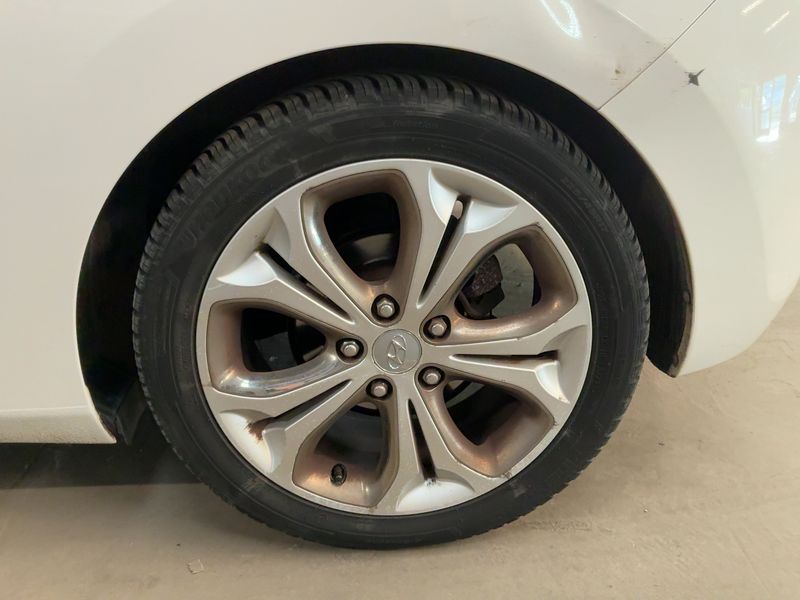 Hyundai i30 1.6 CRDi Design 2013 – снимка 5