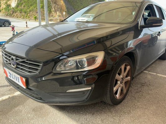 Volvo V60 2.0 D2 Momentum 2017 – снимка 2