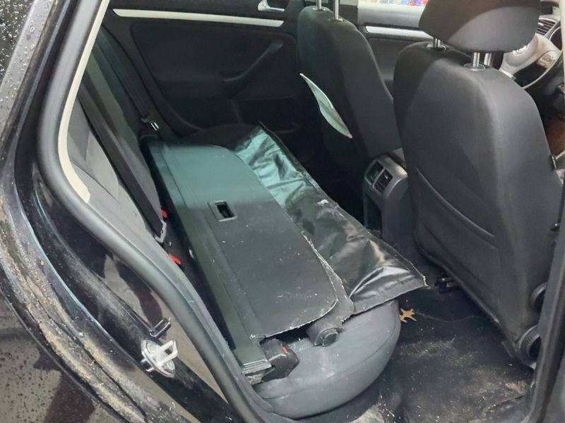 Volkswagen Golf VI 2.0 TDI Highline 2011 – снимка 14