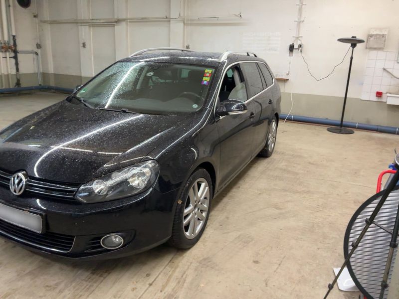 Volkswagen Golf VI 2.0 TDI Highline 2011 – снимка 2
