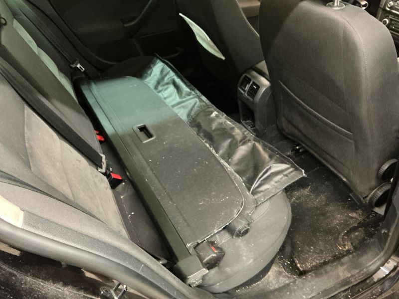 Volkswagen Golf VI 2.0 TDI Highline 2011 – снимка на щета 39