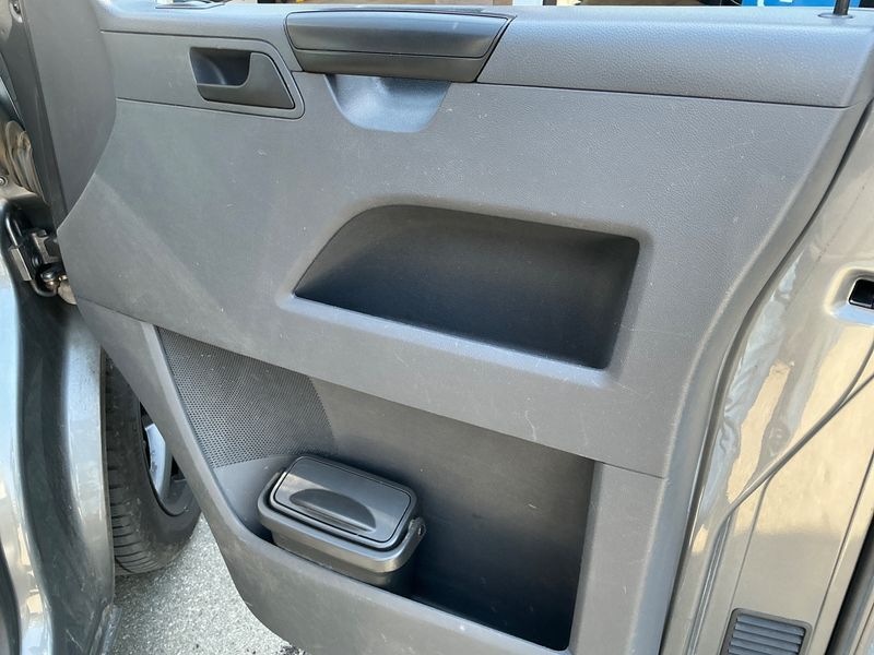 Volkswagen T5 California 2.0 TDI Beach Aufstelldach 2015 – снимка 36