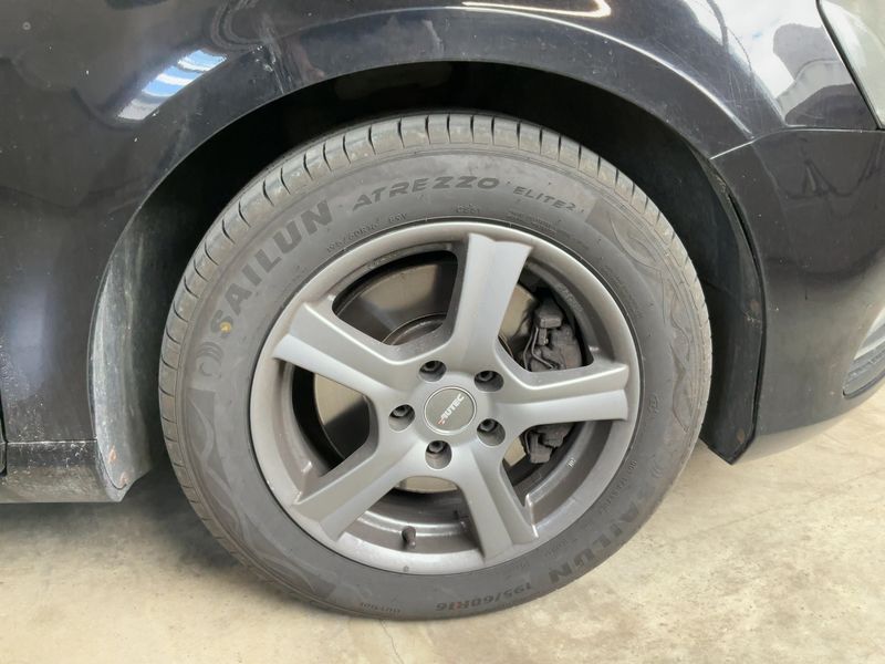 Volkswagen Passat 2.0 TDI Trendline BlueMotion Tech 2014 – снимка 20