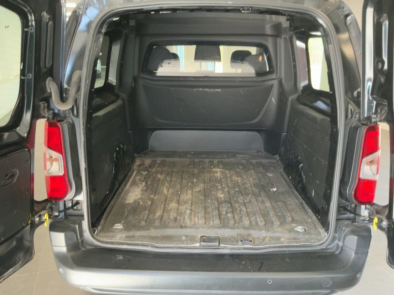 Citroen Berlingo 1.5 Blue-HDi L2 Doppelkabine VarioSpace 2022 – снимка 15