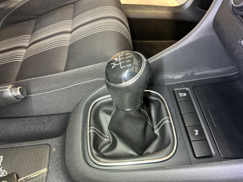 Volkswagen Golf VI 1.2 TSI Match 2012 – снимка 31