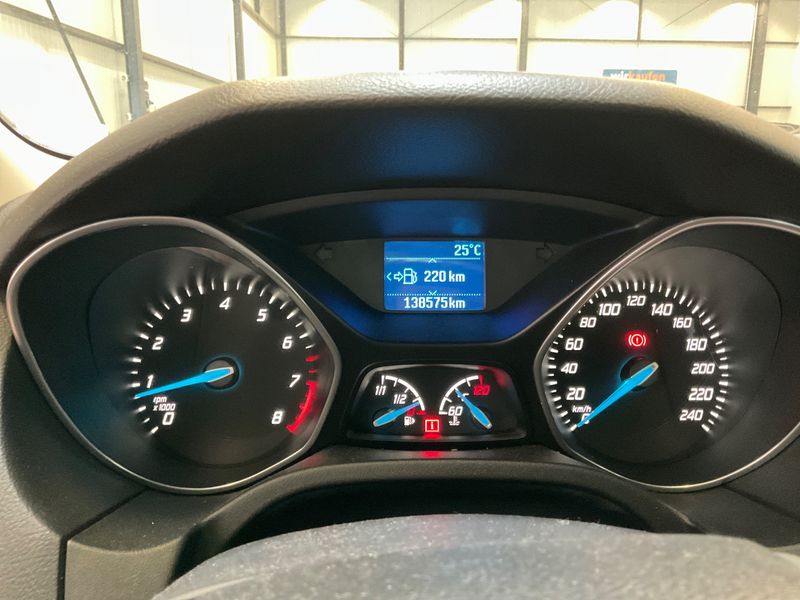Ford Focus 1.0 EcoBoost Titanium 2013 – снимка 4