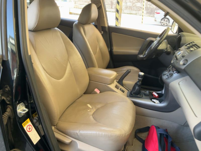 Toyota RAV 4 2.2 D-CAT Executive 2009 – снимка 16