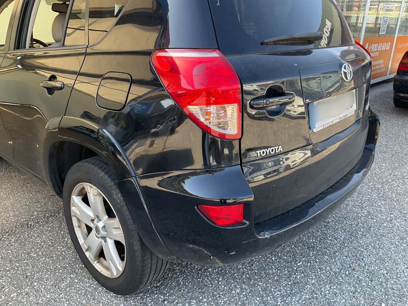 Toyota RAV 4 2.2 D-CAT Executive 2009 – снимка 33