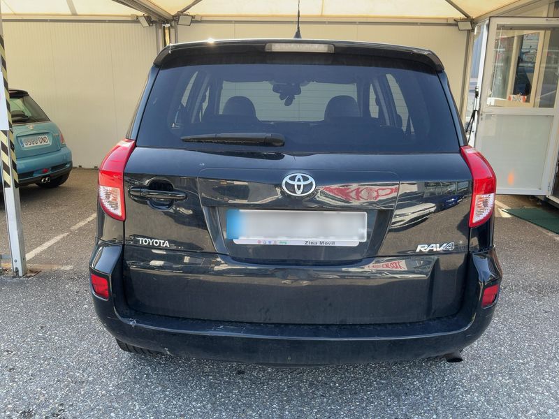 Toyota RAV 4 2.2 D-CAT Executive 2009 – снимка 7