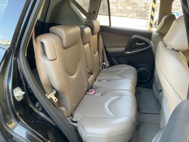Toyota RAV 4 2.2 D-CAT Executive 2009 – снимка 19