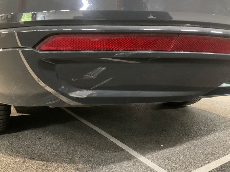 Volkswagen Passat 2.0 TDI Trendline BlueMotion Tech 2018 – снимка на щета