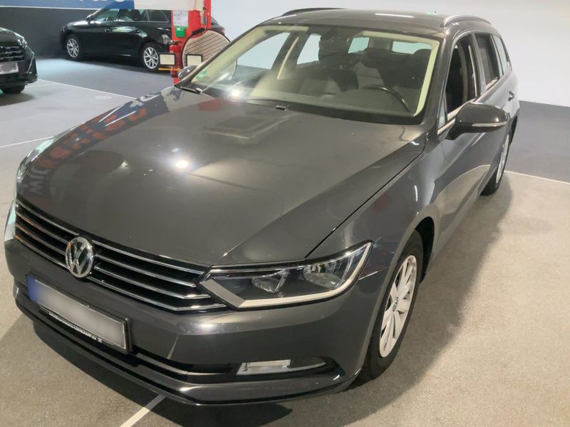 Volkswagen Passat 2.0 TDI Trendline BlueMotion Tech 2018 – снимка 1