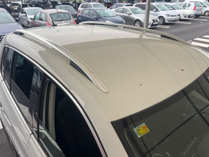 Volkswagen Tiguan 2.0 TDI Sport 4Motion BlueMotion Tech 2015 – снимка 13