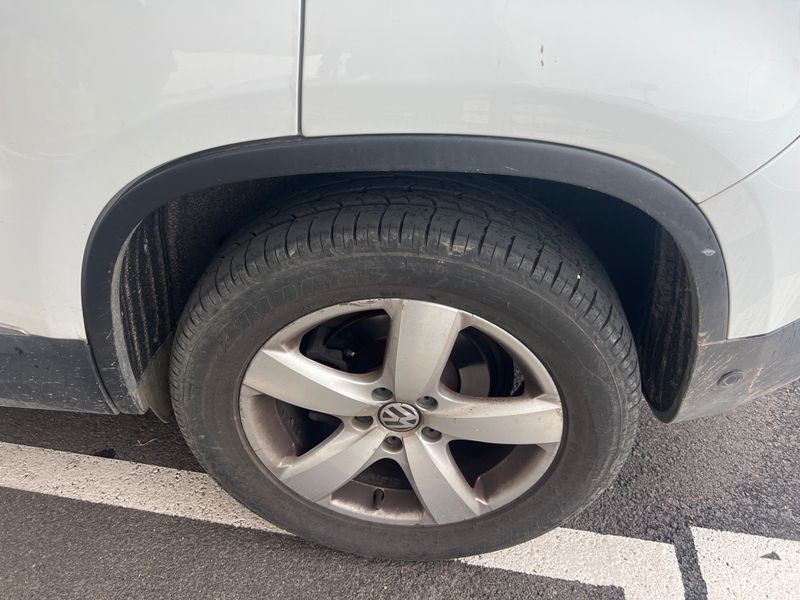 Volkswagen Tiguan 2.0 TDI Sport 4Motion BlueMotion Tech 2015 – снимка 5