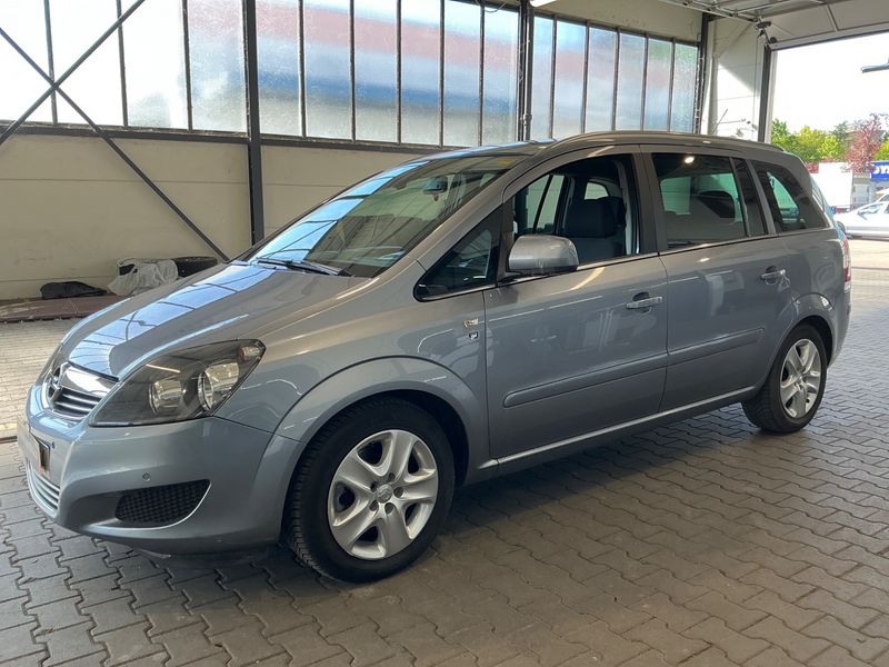 Opel Zafira 1.7 CDTI Basis 2010 – снимка 1
