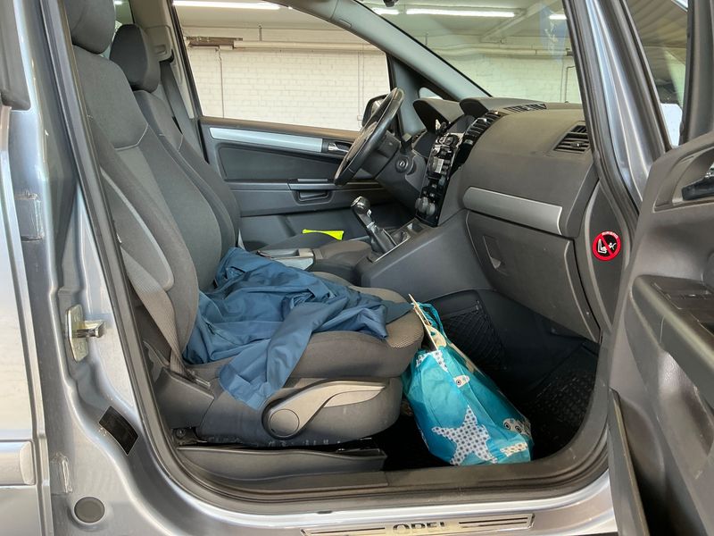 Opel Zafira 1.7 CDTI Basis 2010 – снимка 3