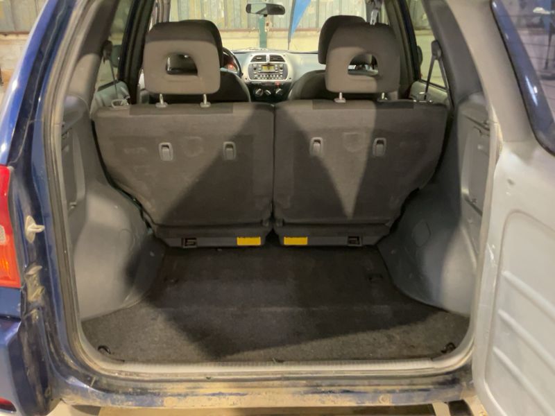 Toyota RAV 4 2.0 D-4D 4x4 2002 – снимка 15