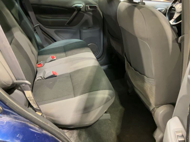 Toyota RAV 4 2.0 D-4D 4x4 2002 – снимка 19