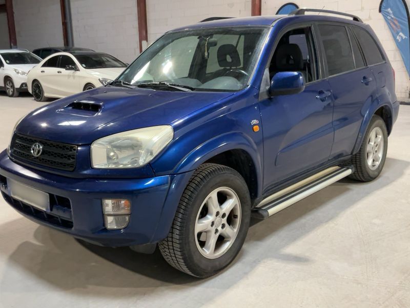 Toyota RAV 4 2.0 D-4D 4x4 2002 – снимка 1