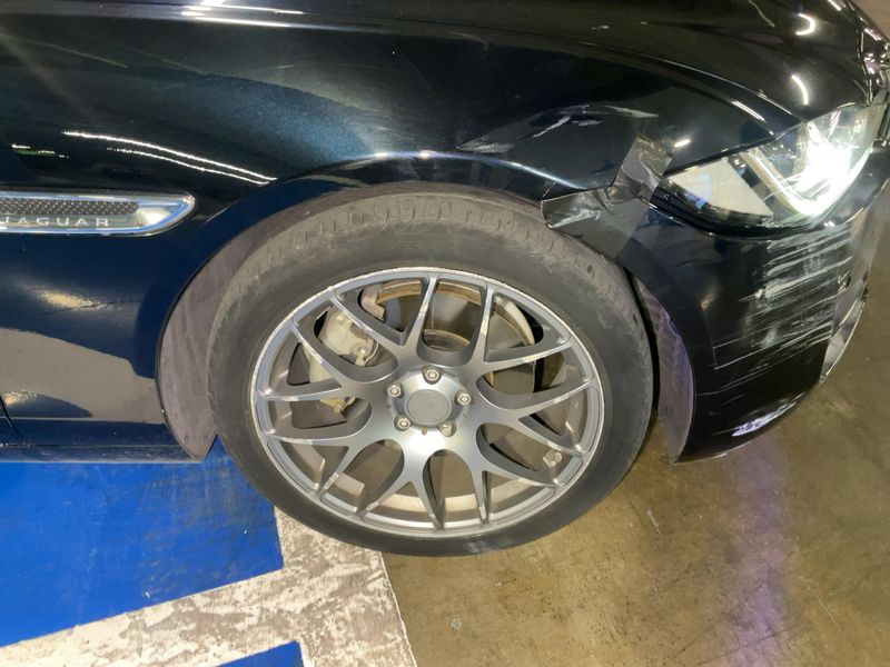 Jaguar XE 20d Prestige 2015 – снимка 11
