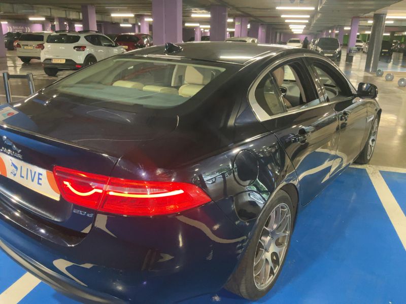 Jaguar XE 20d Prestige 2015 – снимка 8