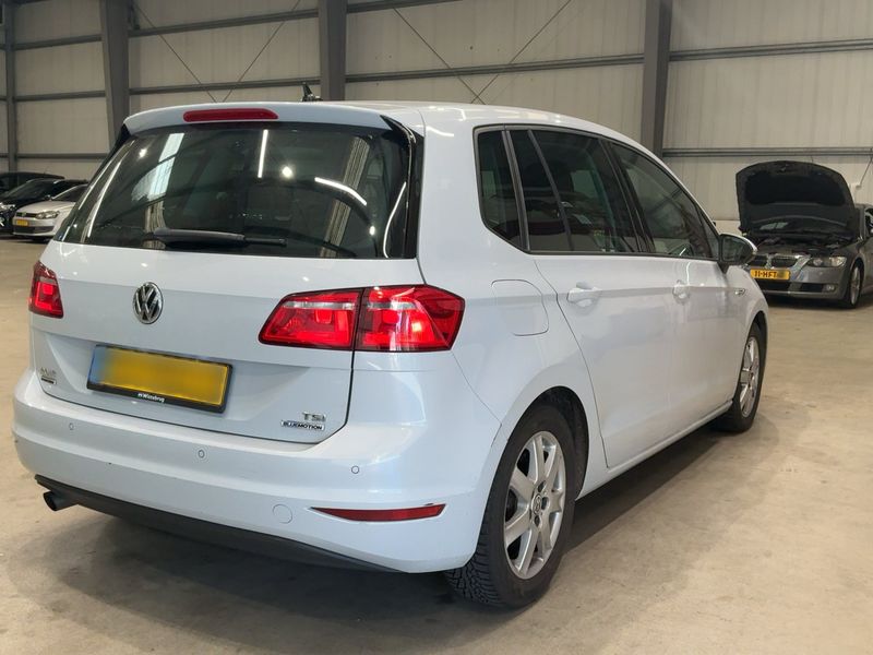 Volkswagen Golf VII Sportsvan 1.0 TSI Comfortline BlueMotion Tech 2017 – снимка 8