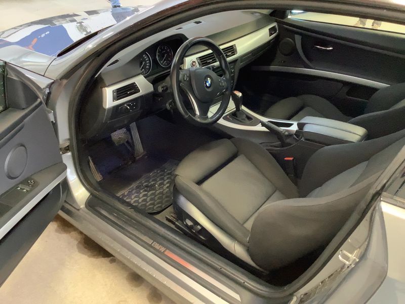 BMW 3er 325i 2008 – снимка 16