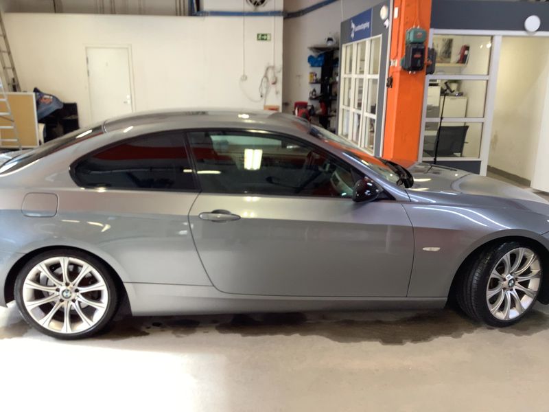 BMW 3er 325i 2008 – снимка 10
