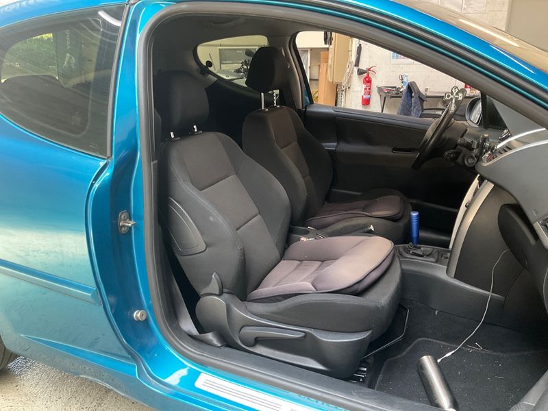 Peugeot 207 1.6 Active 2007 – снимка 3