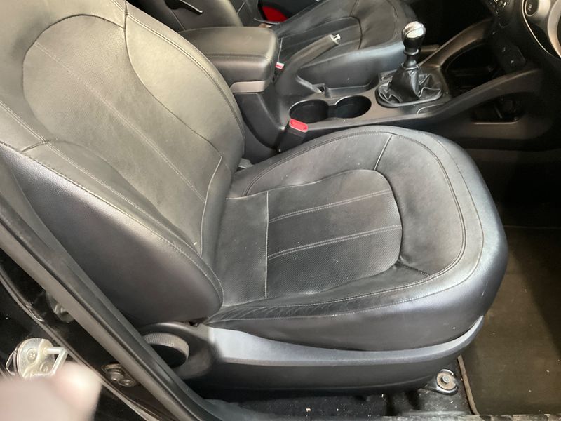 Hyundai ix35 1.7 CRDi Style 2WD 2011 – снимка 26