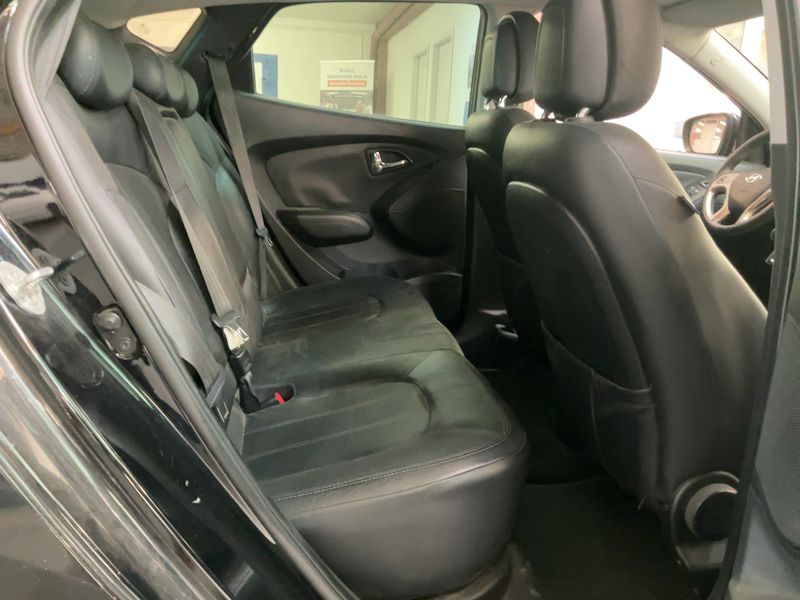 Hyundai ix35 1.7 CRDi Style 2WD 2011 – снимка 19