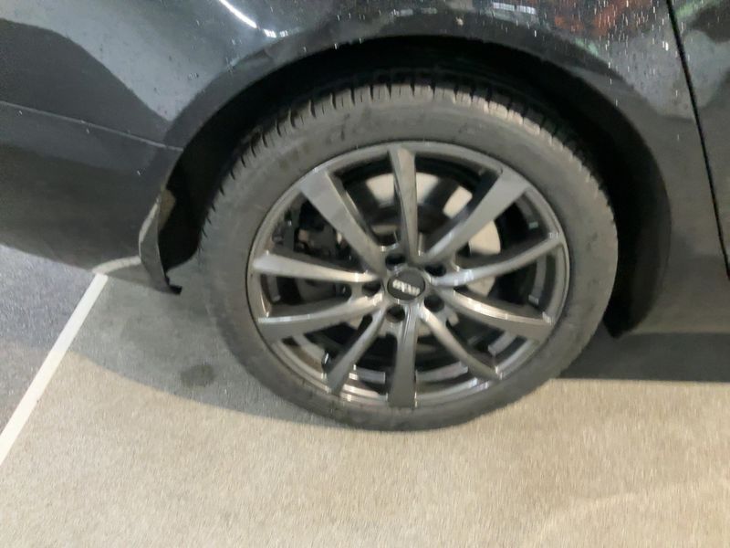 Audi A6 3.0 V6 TDI quattro 2011 – снимка 9