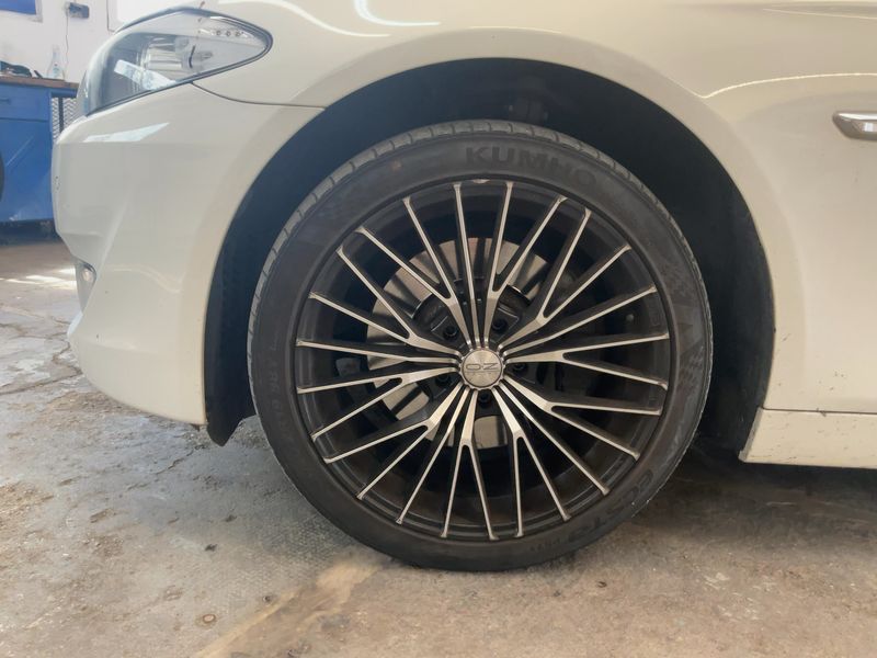 BMW 5er 530d xDrive 2011 – снимка 3