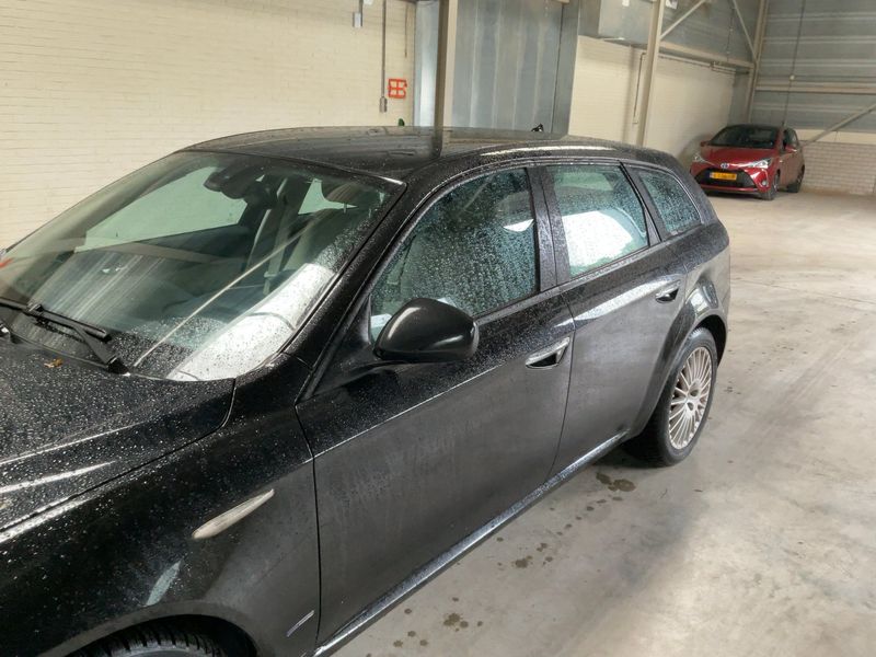 Alfa Romeo Alfa 159 3.2 JTS V6 Distinctive Q4 2010 – снимка 2