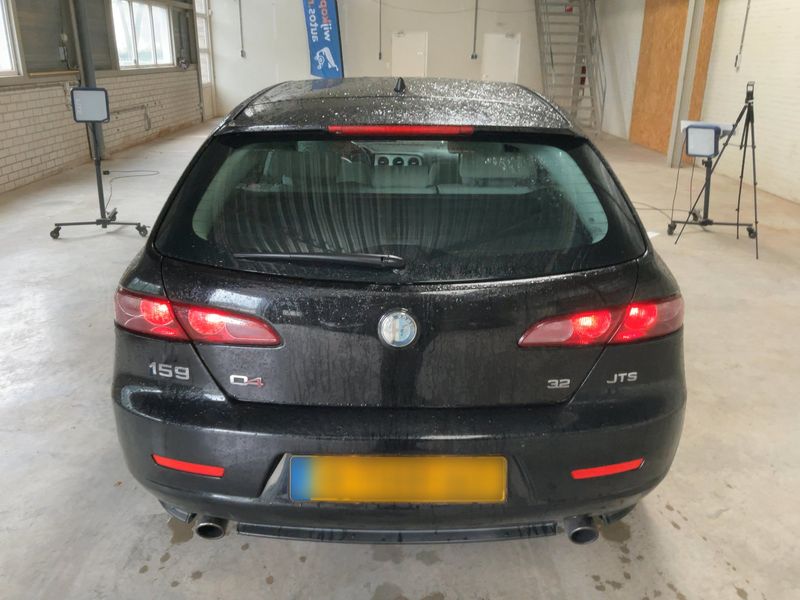 Alfa Romeo Alfa 159 3.2 JTS V6 Distinctive Q4 2010 – снимка 15
