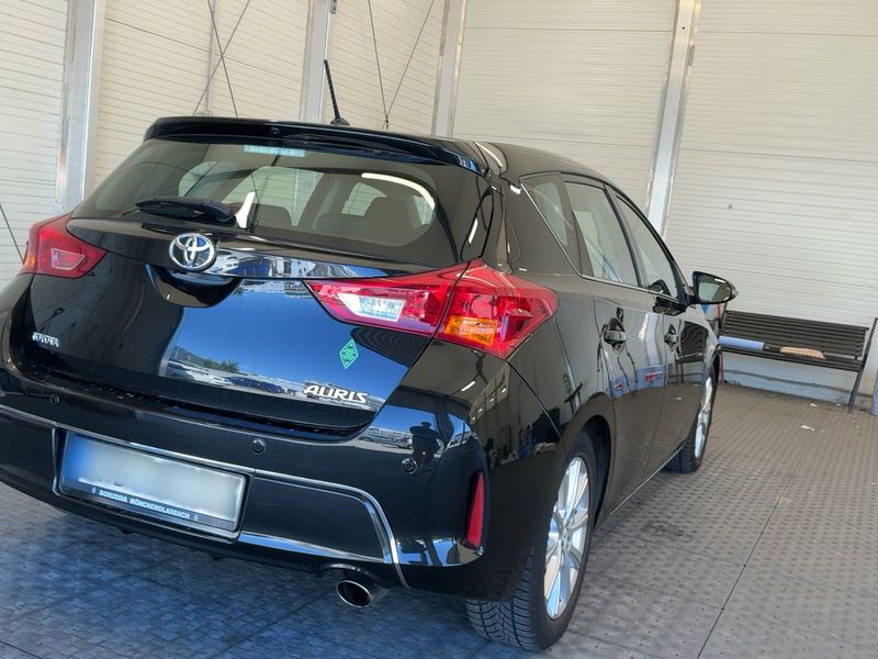 Toyota Auris 1.6 START Edition 2014 – снимка 8