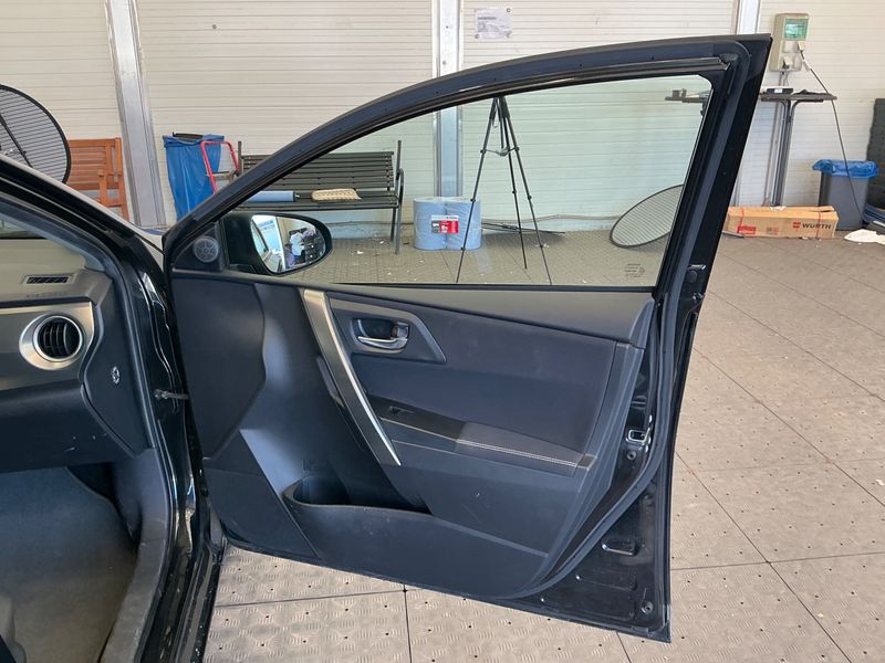 Toyota Auris 1.6 START Edition 2014 – снимка 28