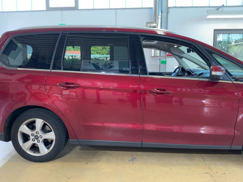 Ford Galaxy 2.0 TDCi Titanium 2017 – снимка 10