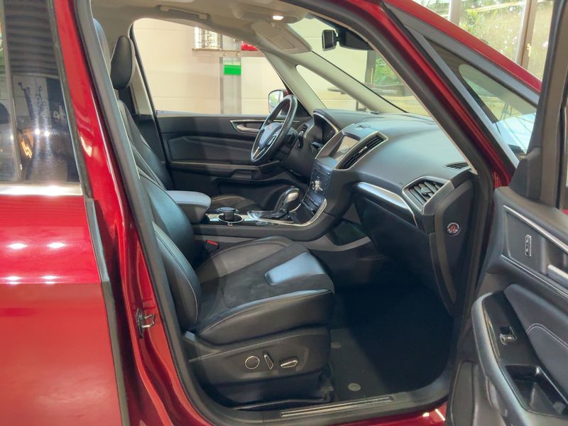Ford Galaxy 2.0 TDCi Titanium 2017 – снимка 17