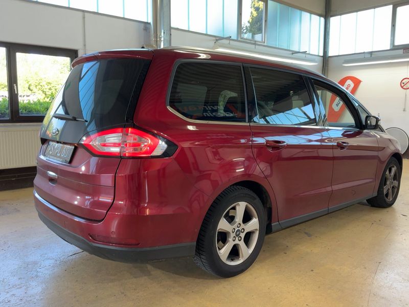Ford Galaxy 2.0 TDCi Titanium 2017 – снимка 8